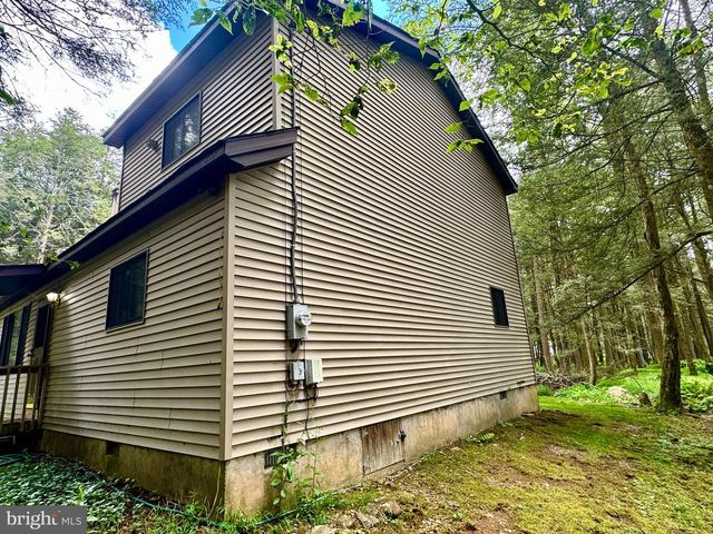 84 TANGLEWOOD DR, Albrightsville, PA 18210