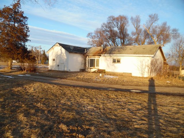 16527 U.S. 12, Cement City, MI 49233