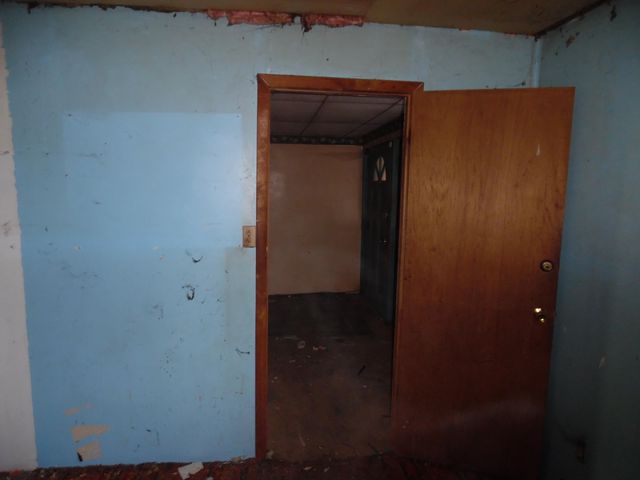 16527 U.S. 12, Cement City, MI 49233