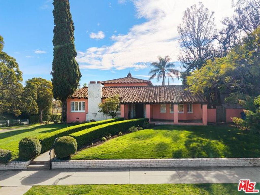 14900 Camarosa Drive, Pacific Palisades (los Angeles), CA 90272