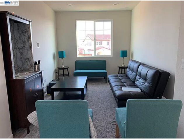 1556 S Oliveira Dr, Mountain House, CA 95391
