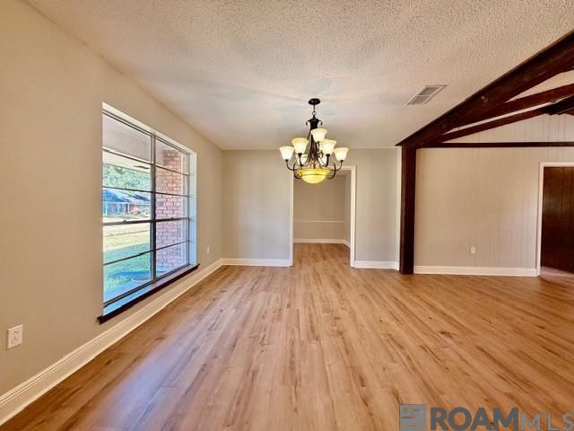 4637 Tartan Dr, Baton Rouge, LA 70816