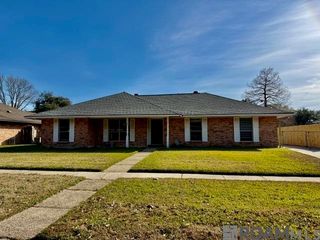 4637 Tartan Dr, Baton Rouge, LA 70816