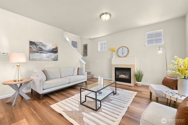 353 Holland Ave, Bellingham, WA 98226