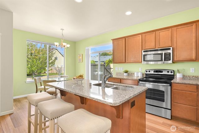 353 Holland Ave, Bellingham, WA 98226