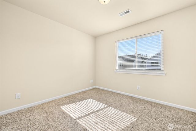 353 Holland Ave, Bellingham, WA 98226