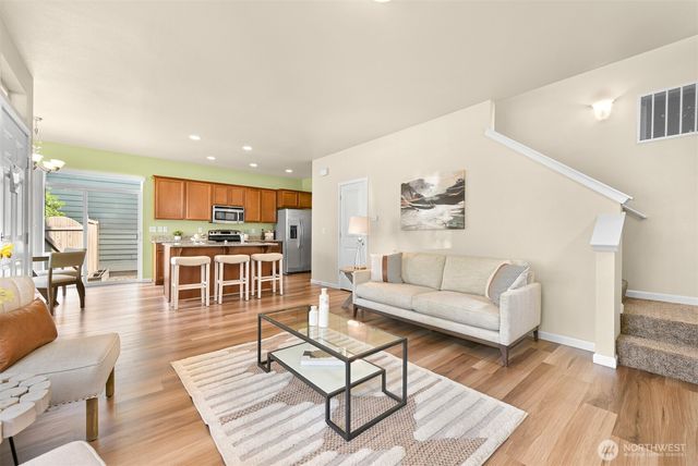 353 Holland Ave, Bellingham, WA 98226