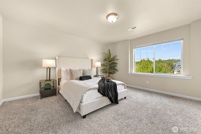 353 Holland Ave, Bellingham, WA 98226