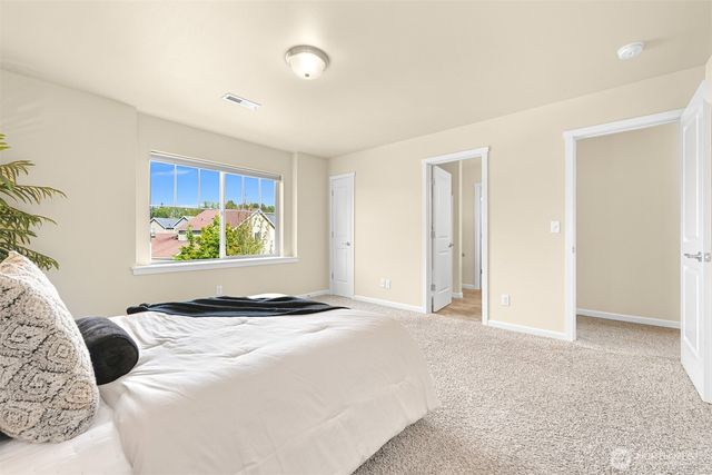 353 Holland Ave, Bellingham, WA 98226