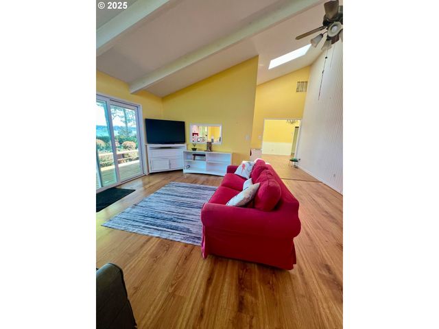 23616 SANDRIDGE Rd, Ocean Park, WA 98640