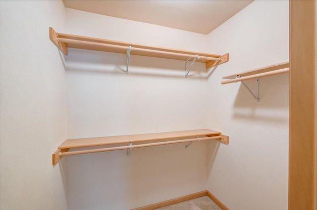 2 Greystone Circle, Middleton, WI 53562