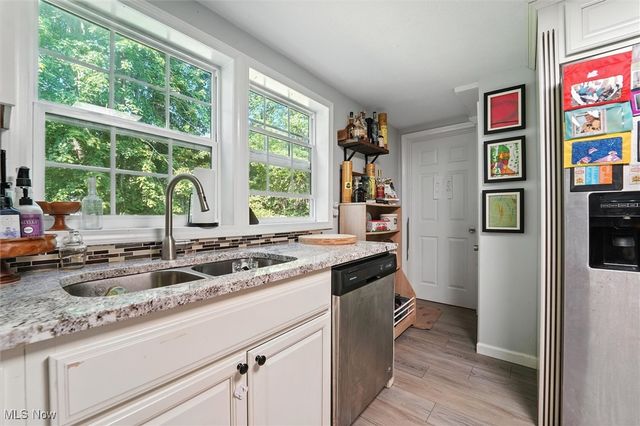 5629 New London Road, Ashtabula, OH 44004