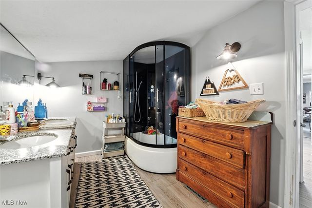 5629 New London Road, Ashtabula, OH 44004