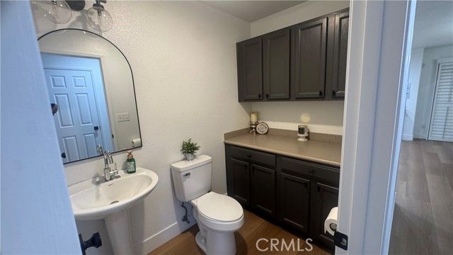 2174 W Picadilly, Hanford, CA 93230