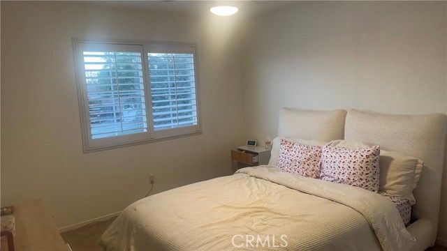 2174 W Picadilly, Hanford, CA 93230