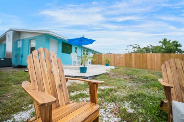 1004 67TH AVENUE W, Bradenton, FL 34207