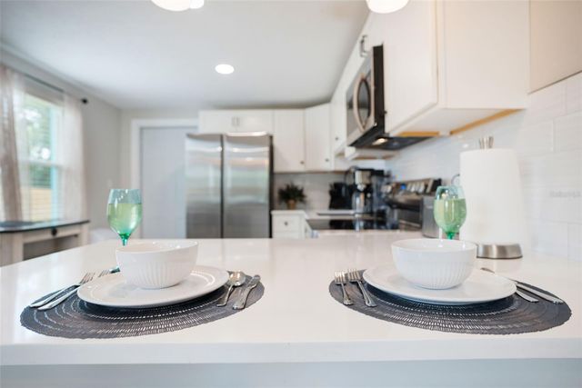 1004 67TH AVENUE W, Bradenton, FL 34207