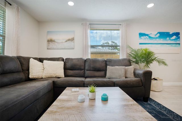 1004 67TH AVENUE W, Bradenton, FL 34207