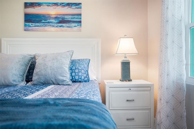 1004 67TH AVENUE W, Bradenton, FL 34207