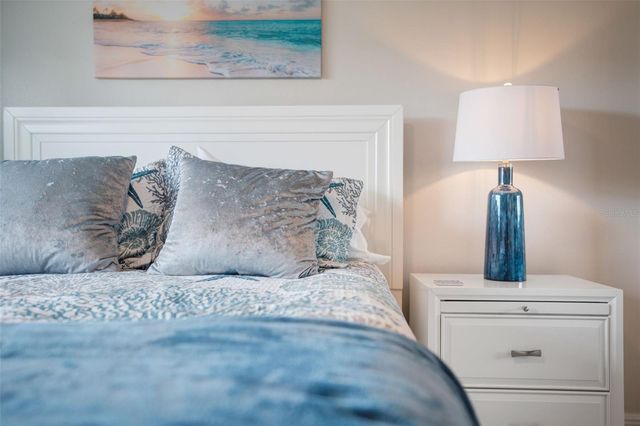 1004 67TH AVENUE W, Bradenton, FL 34207