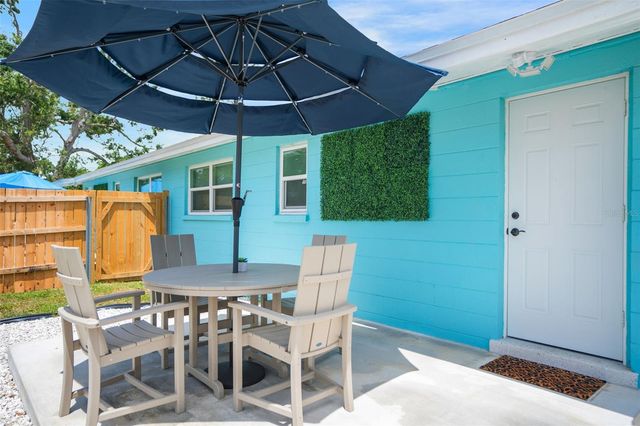 1004 67TH AVENUE W, Bradenton, FL 34207