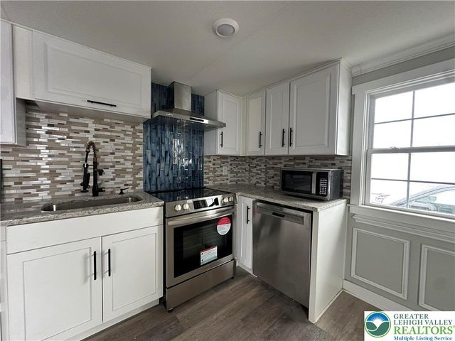 1190 Grange Road, Lower Macungie Twp, PA 18106