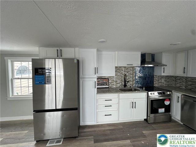 1190 Grange Road, Lower Macungie Twp, PA 18106