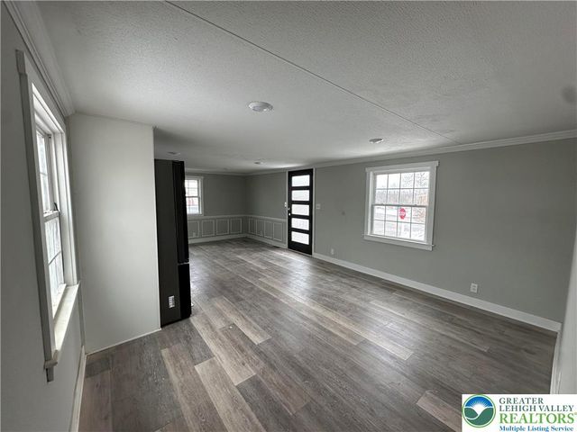 1190 Grange Road, Lower Macungie Twp, PA 18106