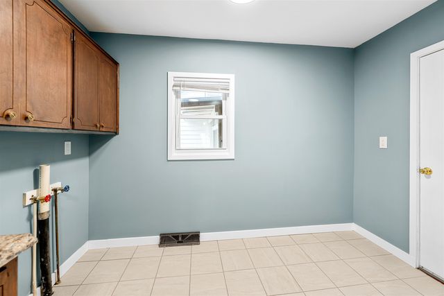 708 W Prescott Ave, Salina, KS 67401