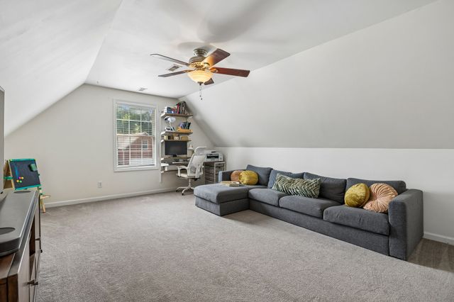 1271 Baker Creek Dr, Spring Hill, TN 37174