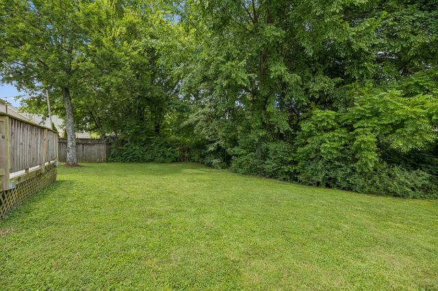 1271 Baker Creek Dr, Spring Hill, TN 37174