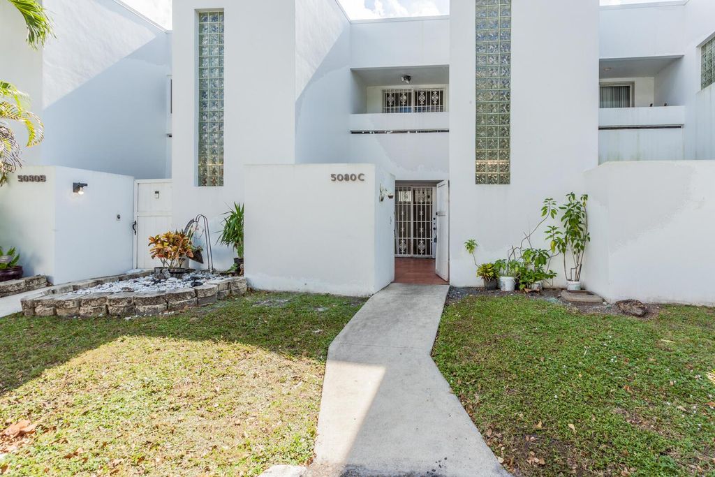 5080 Elmhurst Road N C, West Palm Beach, FL 33417