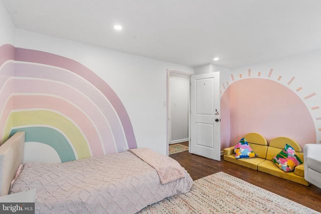 301 WESTWOOD DR, West Deptford, NJ 08096