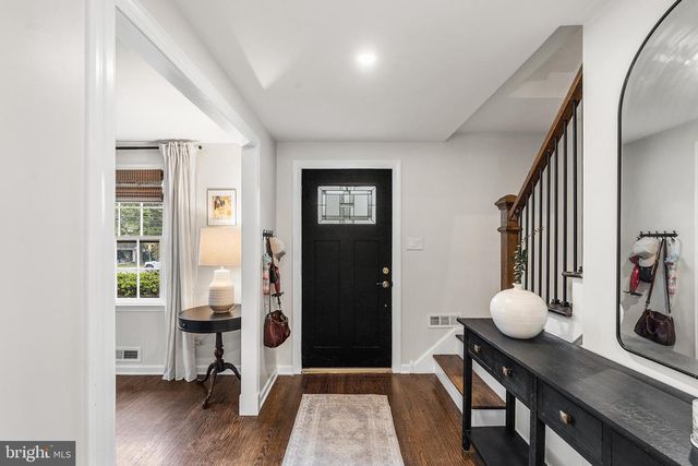 301 WESTWOOD DR, West Deptford, NJ 08096