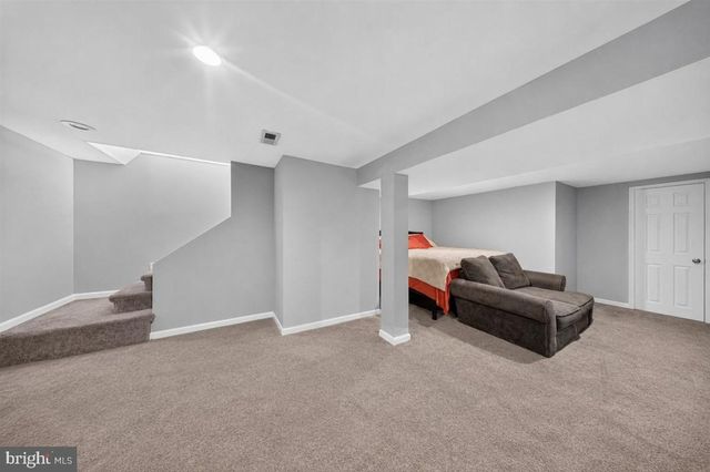 13 CAXTON DR, New Castle, DE 19720