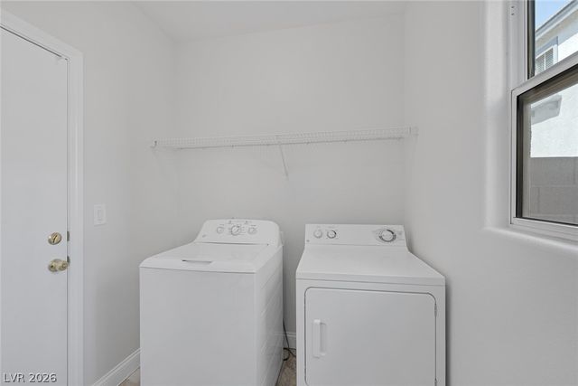 684 Moonlight Stroll Street, Henderson, NV 89002