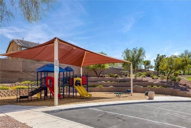 684 Moonlight Stroll Street, Henderson, NV 89002