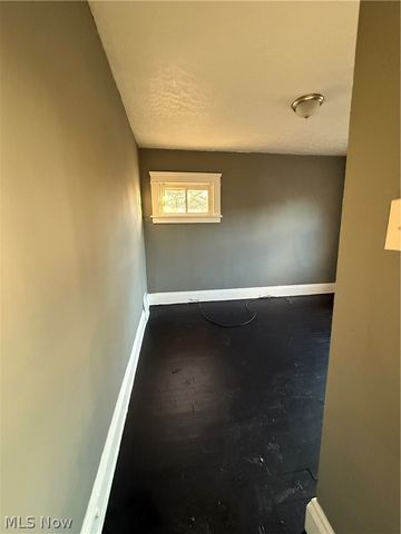 841 E 130 Street, Cleveland, OH 44108