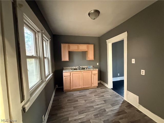 841 E 130 Street, Cleveland, OH 44108