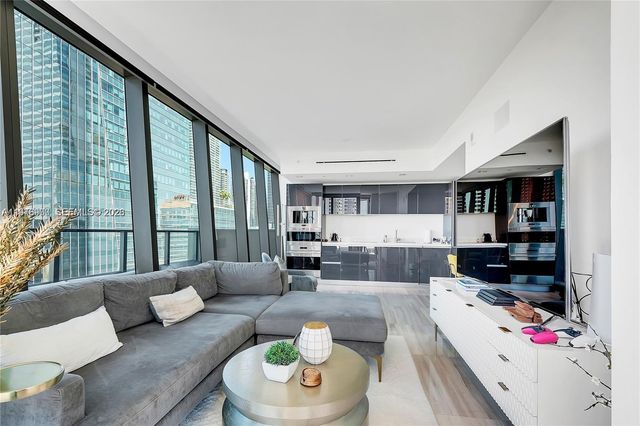 1451 Brickell Ave 904, Miami, FL 33131