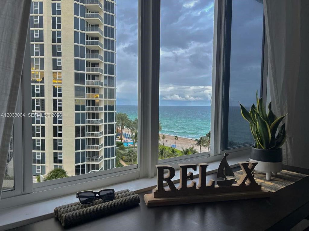 19201 Collins Ave 622, Sunny Isles Beach, FL 33160