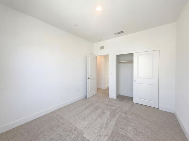 374 N Palm Springs Way, Tracy, CA 95391