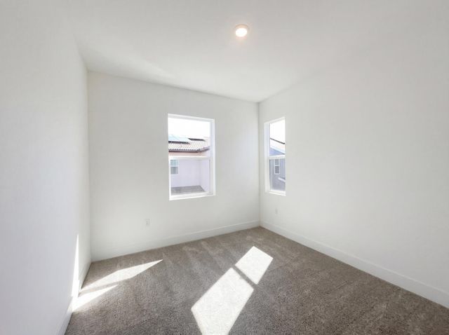 374 N Palm Springs Way, Tracy, CA 95391