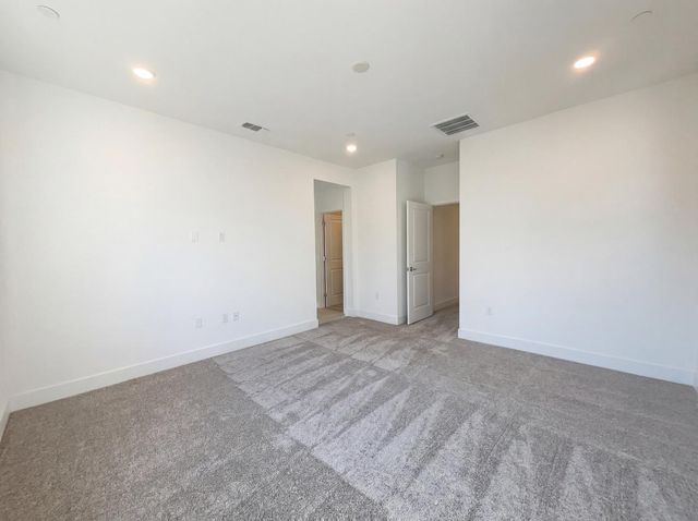 374 N Palm Springs Way, Tracy, CA 95391