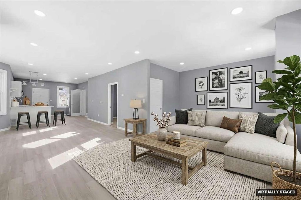 3341 N Richards STREET, Milwaukee, WI 53212