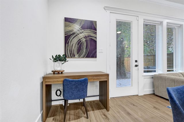 3557 Seabrook Street, Houston, TX 77021