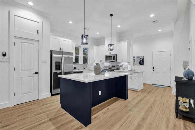 3557 Seabrook Street, Houston, TX 77021