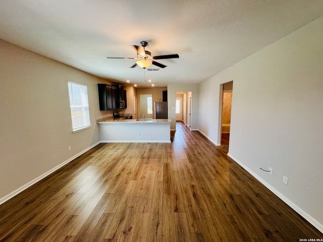 9147 BENNETT FRST, Converse, TX 78109