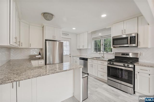 21 Kipp Avenue, Lodi, NJ 07644