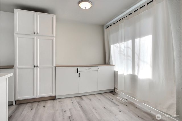 511 S 92nd St, Tacoma, WA 98444